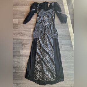 Disguise Women’s Vampire Halloween Costume Black, Gray, & Purple Puff Sleeve